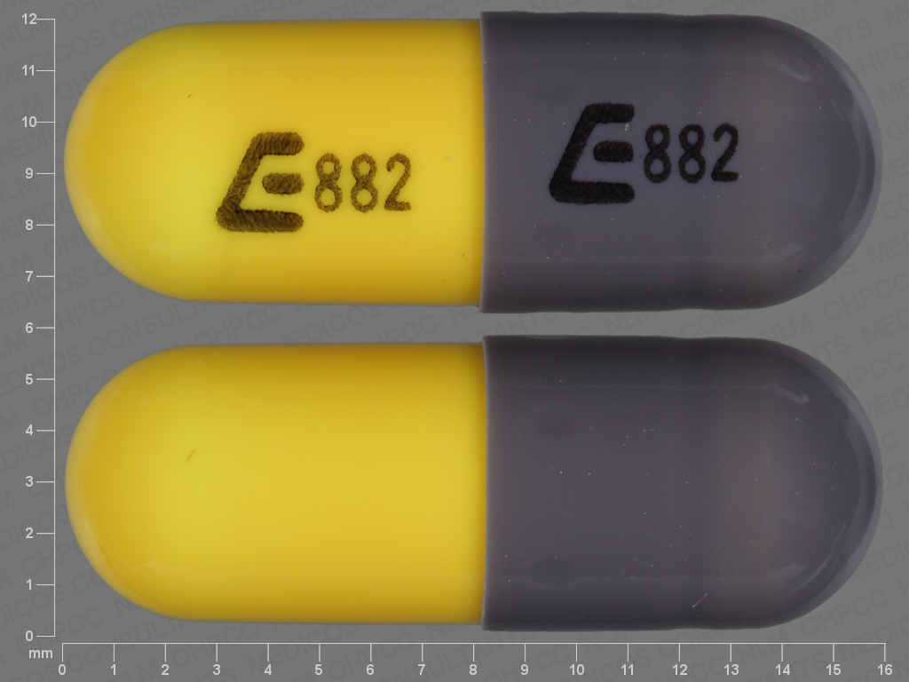 E882